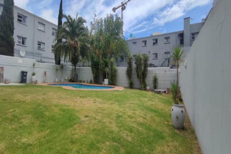 2 Bedroom Property for Sale in Zonnebloem Western Cape